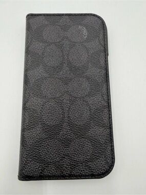 Coach iPhone 15 Pro Black/Grey Leather Signature Folio Phone Case